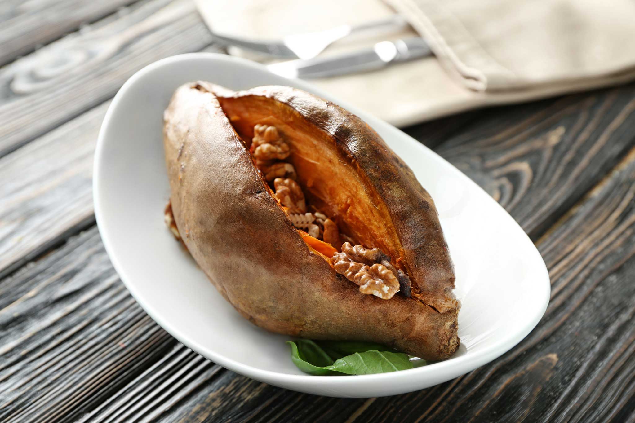 Baked sweet potato with walnuts Recipe